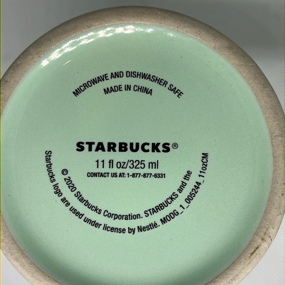 Starbucks 2020 Christmas tree 11 oz green mug - Picture 6 of 8
